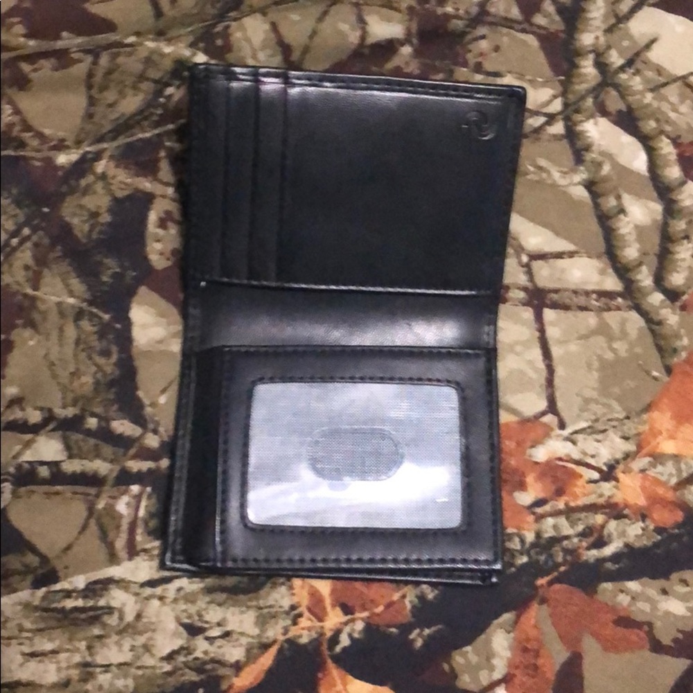 Wallet - Picture 3 of 3